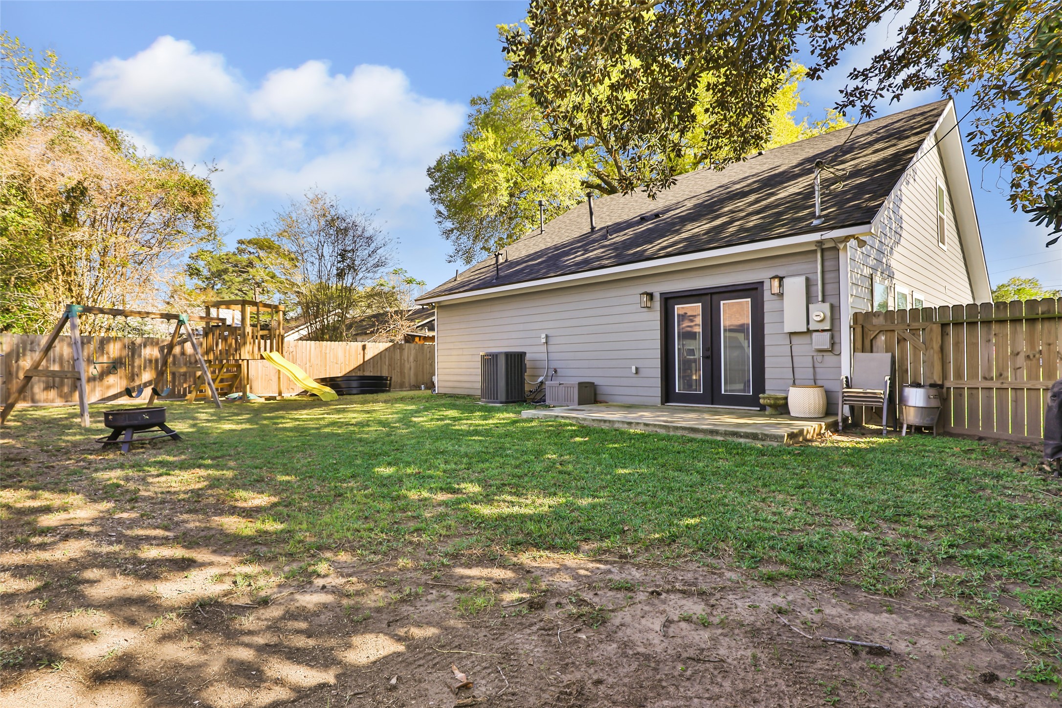 2201 Maple Street Liberty, TX 77575 - Photo 32 of 32 Gallery Image 32