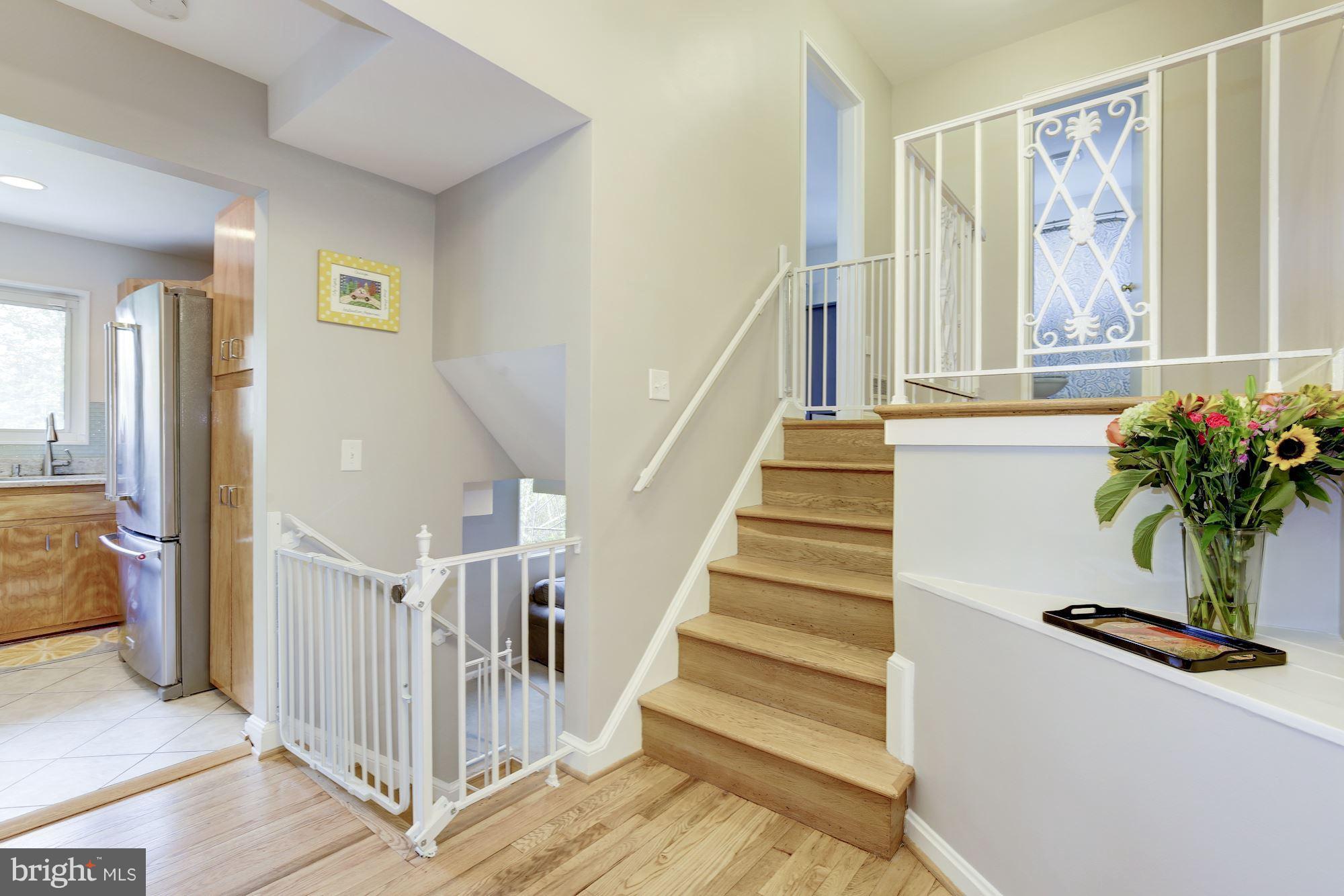 5802 Greentree Road Bethesda, MD 20817 - Photo 11 of 29 Continue upstairs to bedrooms level