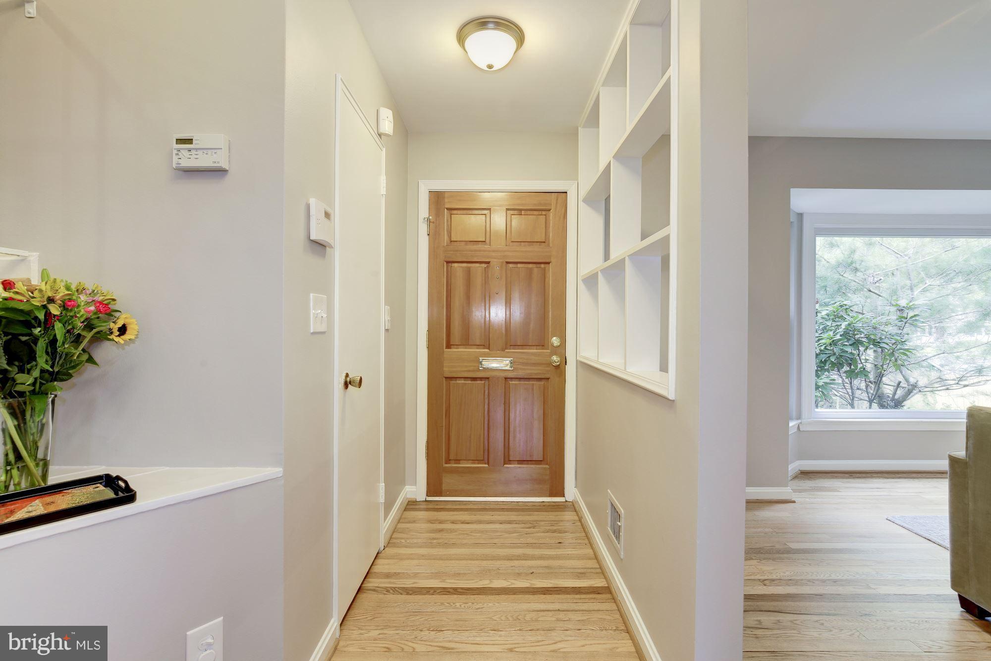 5802 Greentree Road Bethesda, MD 20817 - Photo 3 of 29 Well-lit foyer