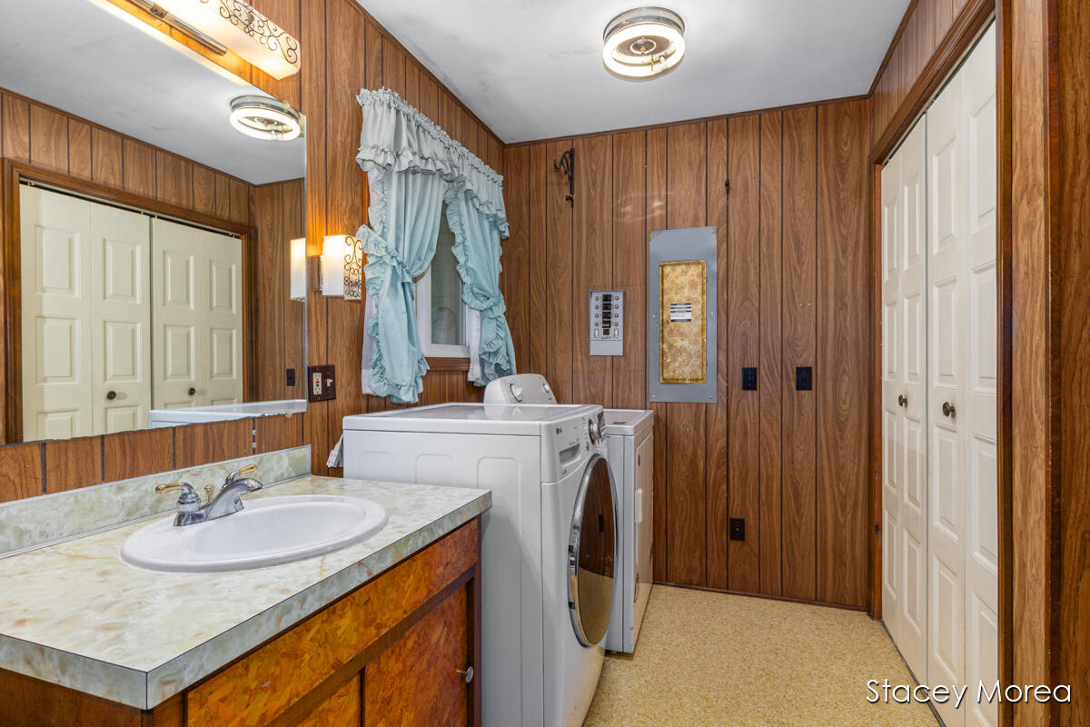 7677 Riverside Lane Hesperia, MI 49421 - Photo 17 of 53 IMG_1018