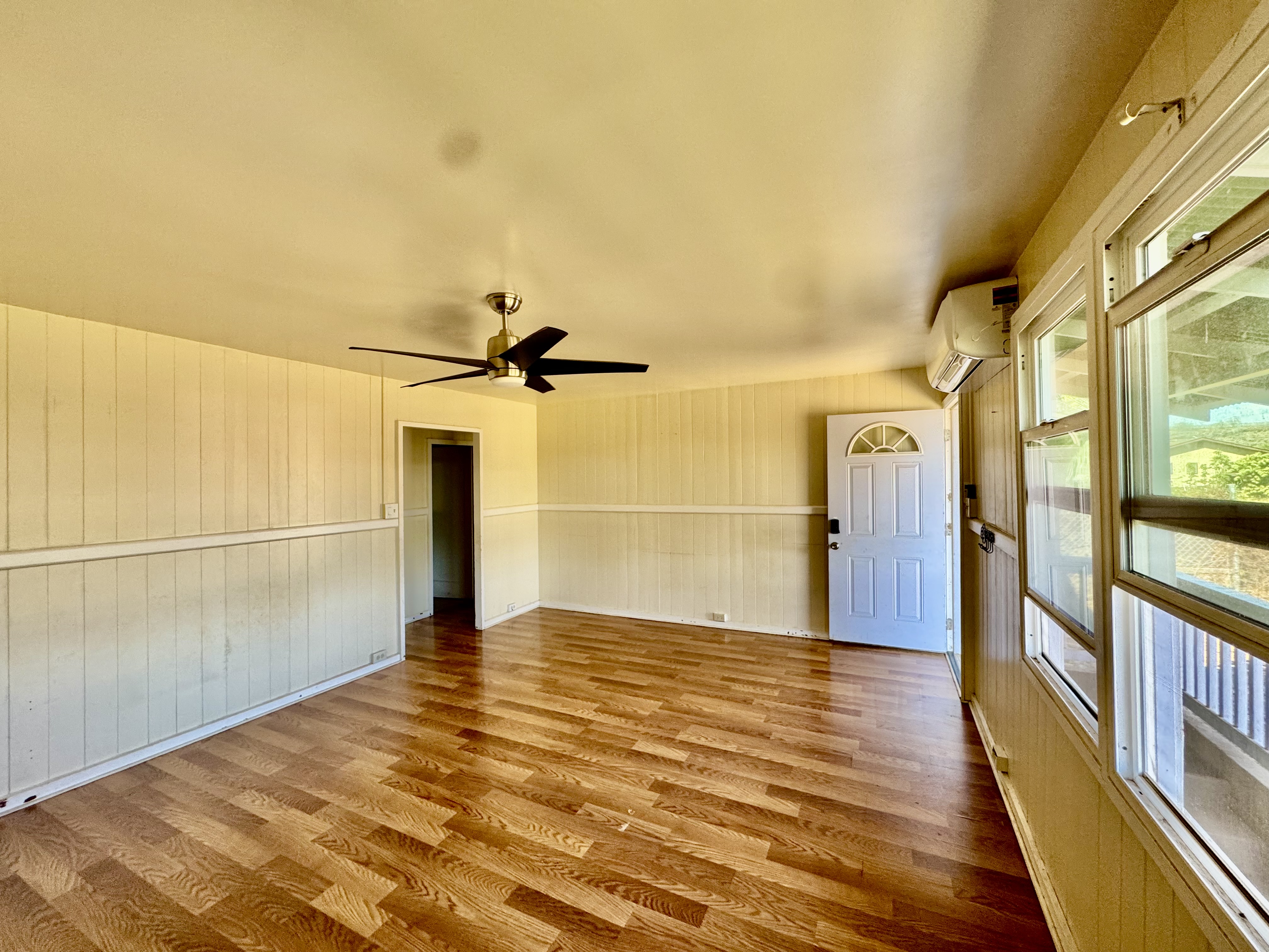 4611 Menehune Road, Unit 2 Waimea, HI 96796 - Photo 10 of 25 a view of a bathroom with a shower