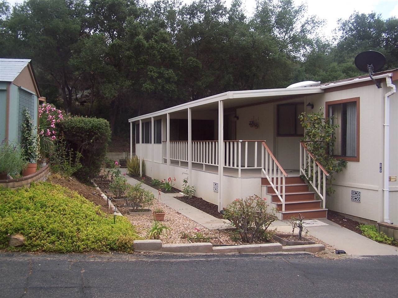4747 Oak Crest Road, Unit 86 Fallbrook, CA 92028 - Photo 3 of 13 Gallery Image 3