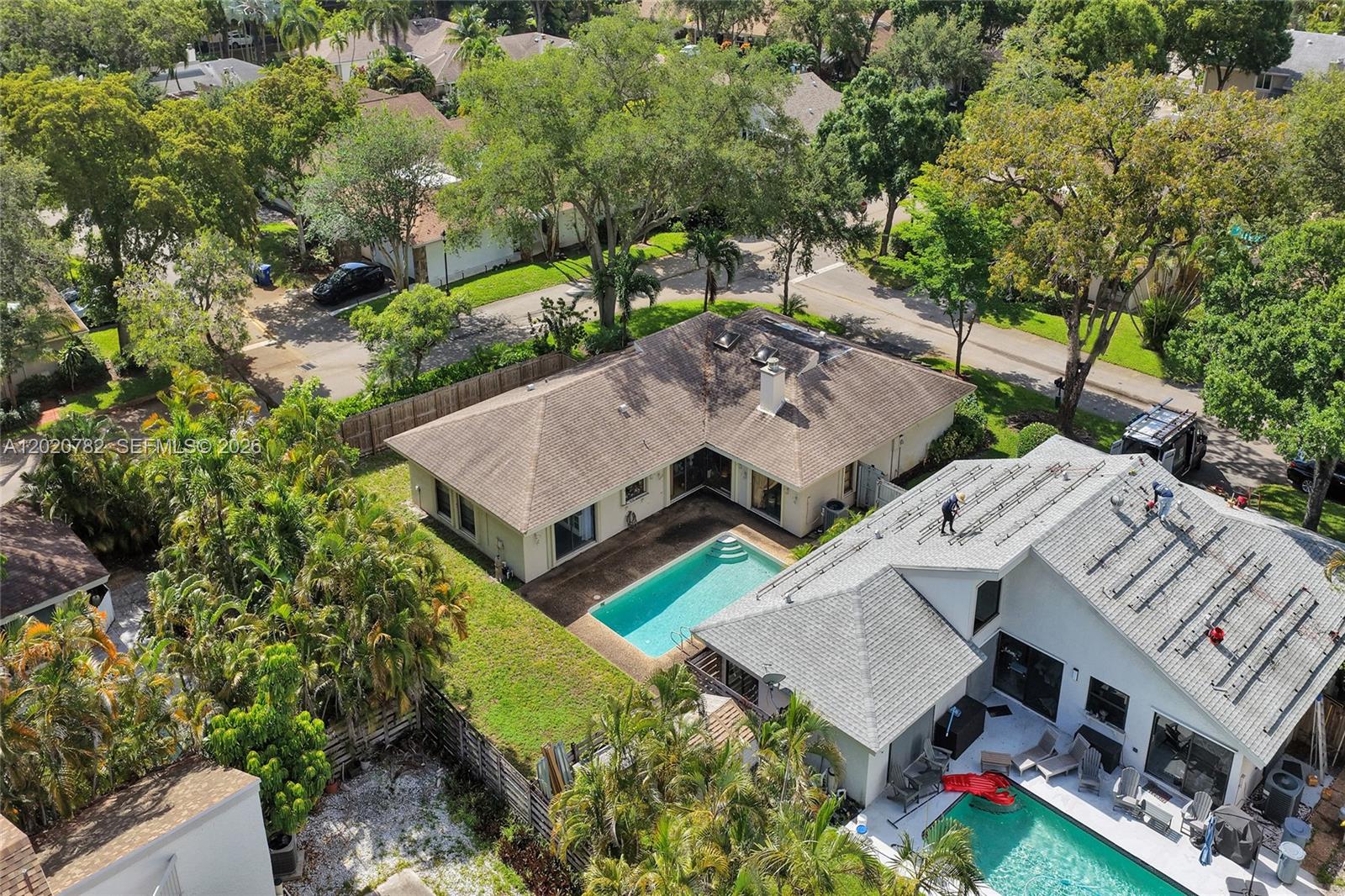 30 Cedar Road Hollywood, FL 33021 - Photo 4 of 37 Gallery Image 4