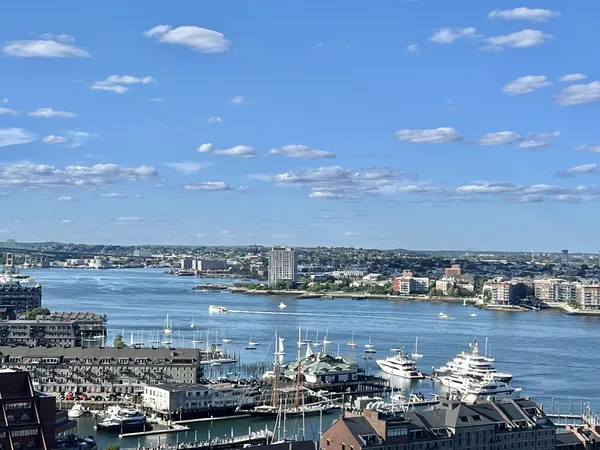 $1,749,000 | 65 East India Row, Unit 23B, Boston, MA 02110