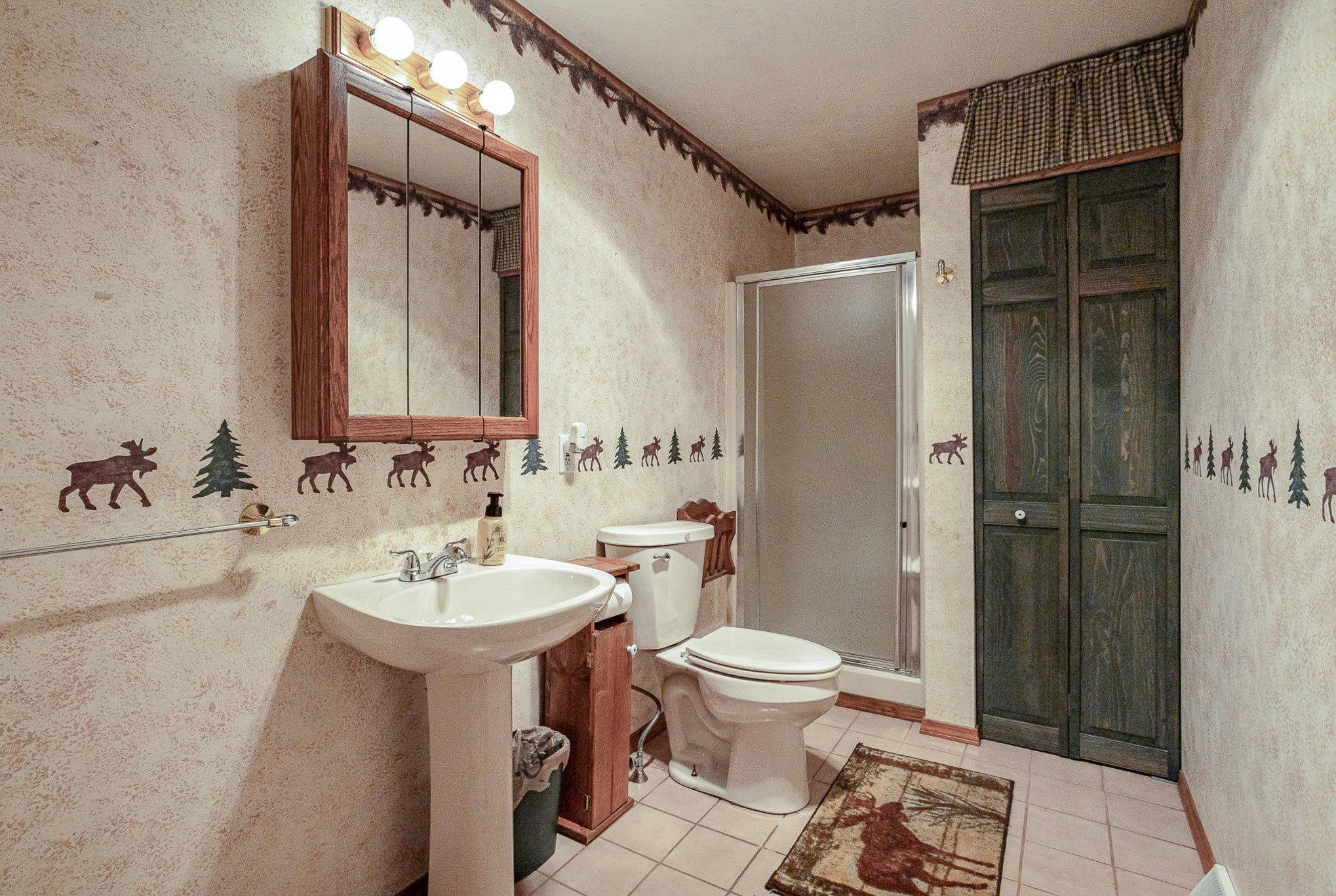 1697 South Nine Mile Road Kawkawlin, MI 48631 - Photo 11 of 21