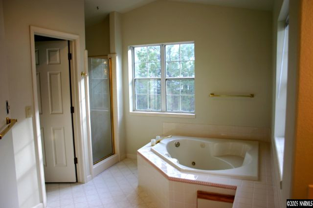 3651 Crestridge Way Reno, NV 89509 - Photo 5 of 9 Photo 5