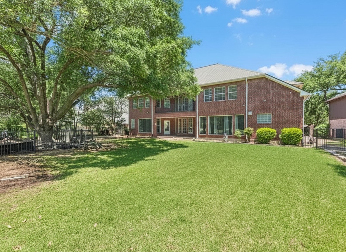 3311 El Dorado Boulevard Missouri City, TX 77459 - Photo 26 of 29 a front view of a house with garden