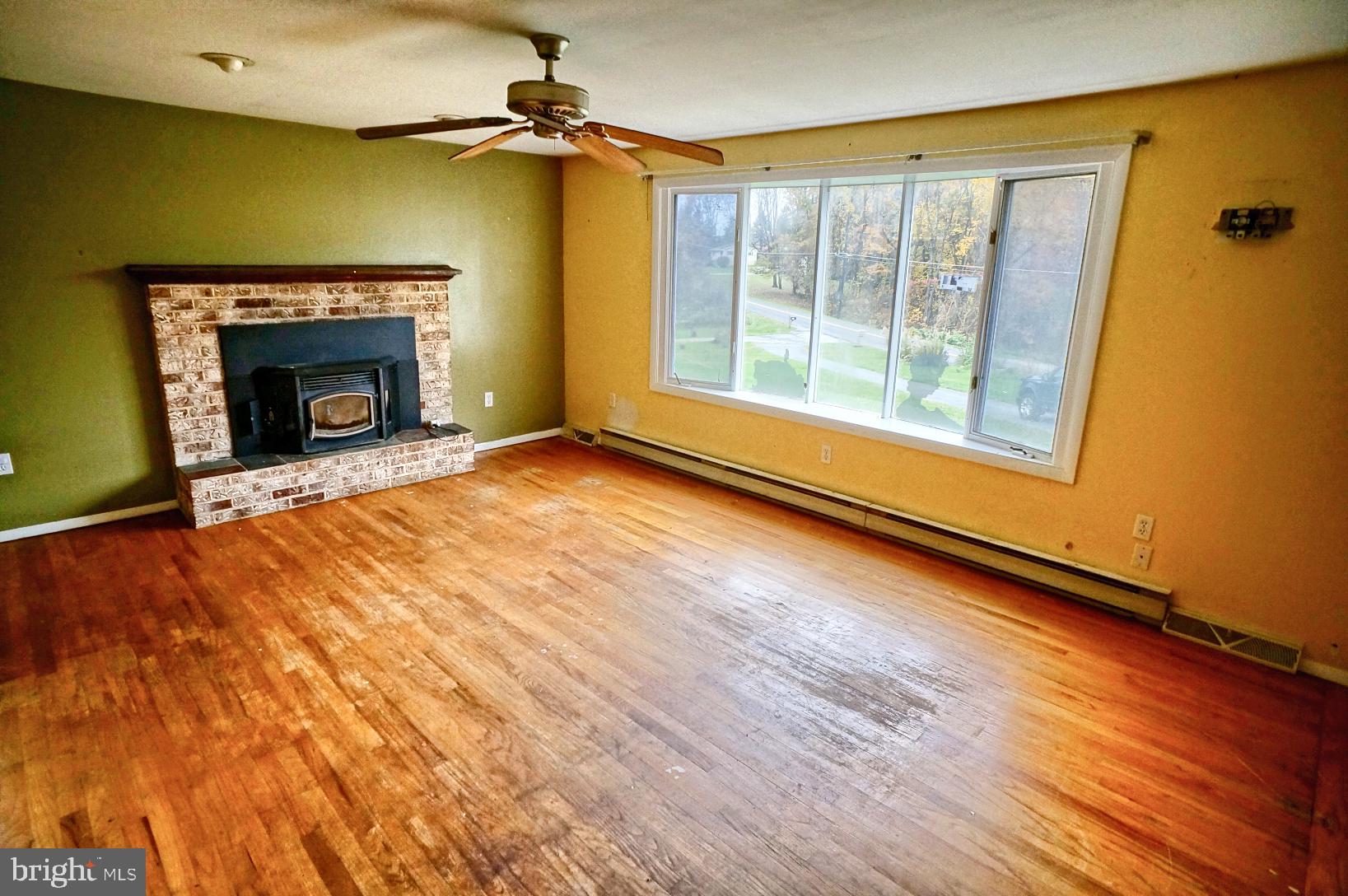 738 Heck Hill Road Lewisberry, PA 17339 - Photo 2 of 23