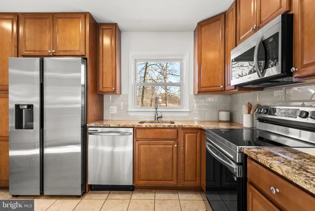 $420,000 | 5527 Duchaine Drive, Lanham, MD 20706