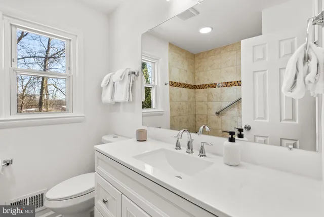 $420,000 | 5527 Duchaine Drive, Lanham, MD 20706