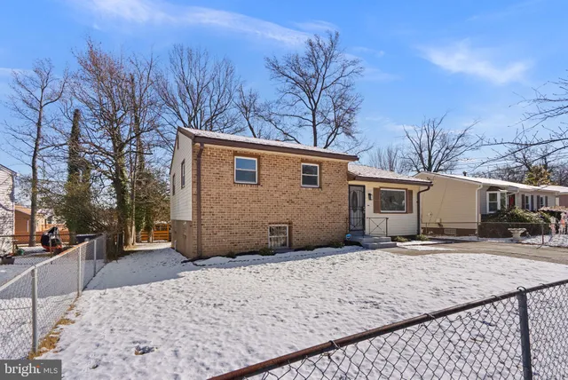 $420,000 | 5527 Duchaine Drive, Lanham, MD 20706