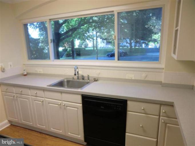 3196 Plyers Mill Road Kensington, MD 20895 - Photo 5 of 16 Kitchen #2