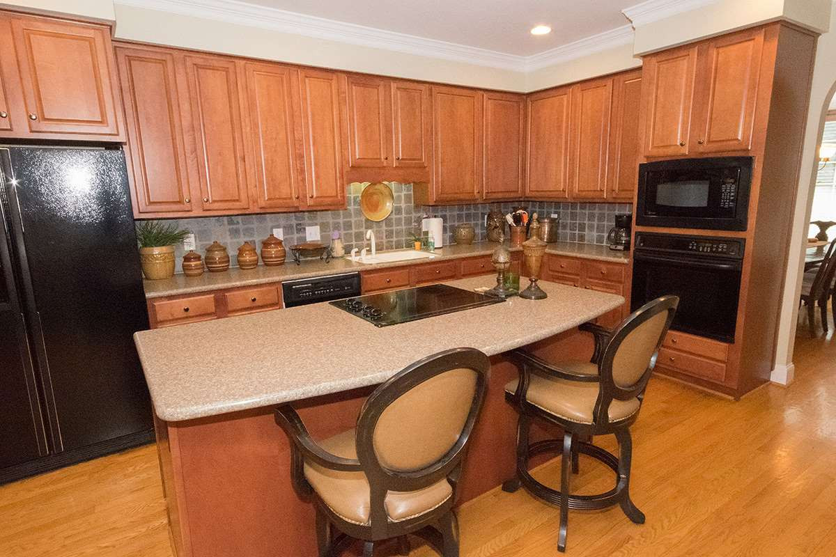 5306 Strathmore Drive Raleigh, NC 27613 - Photo 12 of 25 Kitchen