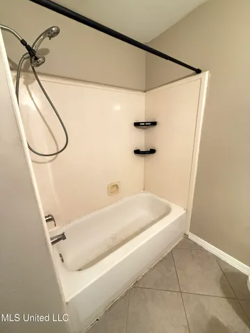 $1,050 | 1625 Martin Bluff Road, Unit 24, Gautier, MS 39553