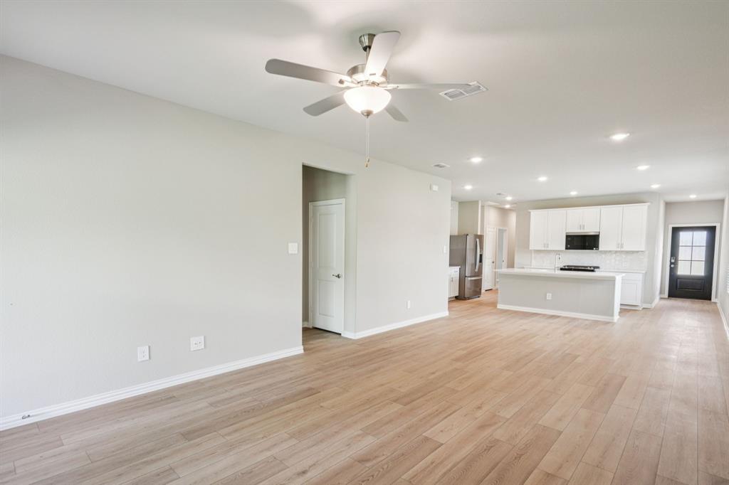 1608 Arches Road Anna, TX 75409 - Photo 9 of 23 Photo is not of the actual home, but is an inspirational photo of builder’s model home and may depict options, furnishings, and/or decorator features that are not included.