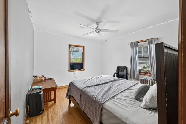 $400,000 | 242 Annapolis Street West, West St. Paul, MN 55118