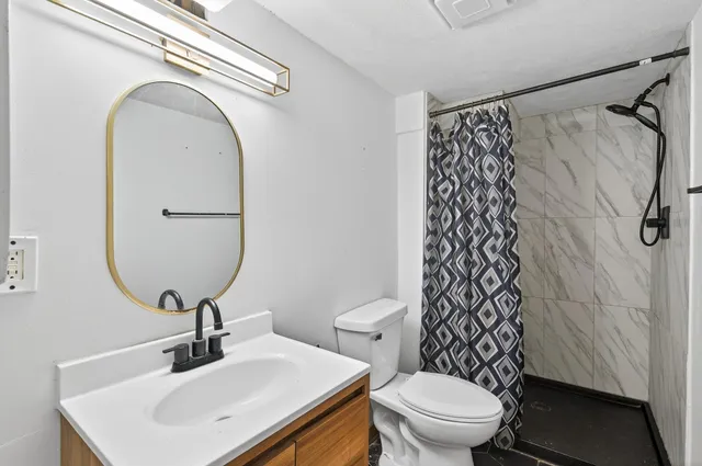 $400,000 | 242 Annapolis Street West, West St. Paul, MN 55118