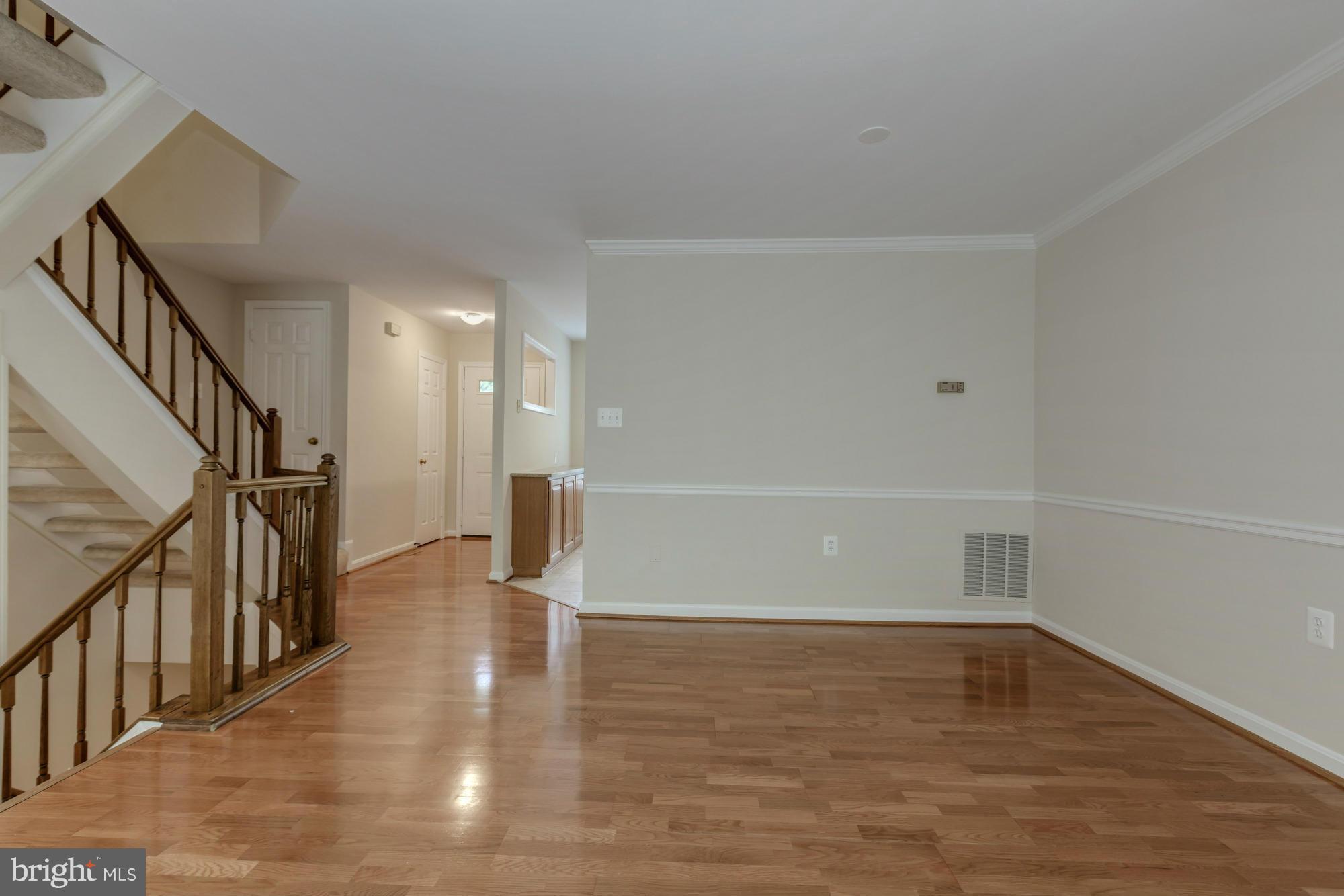 11923 Sentinel Point Court Reston, VA 20191 - Photo 7 of 30 Dining Room