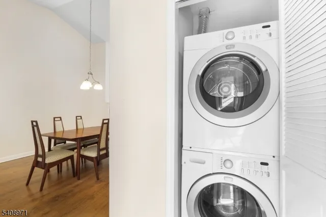 $419,000 | 20 Alexandria Way, Bernards, NJ 07920