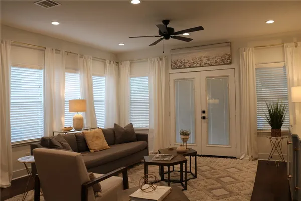 $3,299 | 4714 Fisk Street, Houston, TX 77009