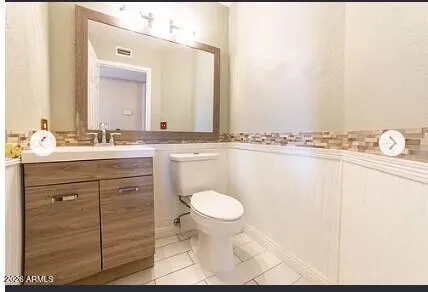 $2,750 | 1219 West Sea Crest Drive, Gilbert, AZ 85233