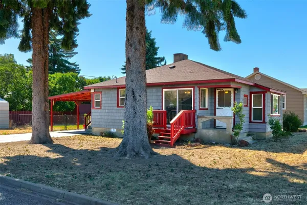 $299,950 | 25 Shafer Avenue, Naches, WA 98937