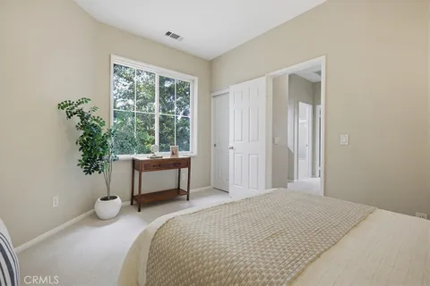 $1,295,500 | 40 Bolinas, Unit 5, Irvine, CA 92602