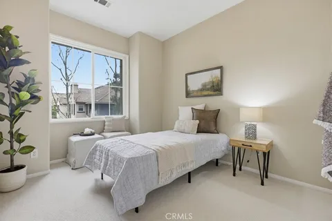$1,295,500 | 40 Bolinas, Unit 5, Irvine, CA 92602