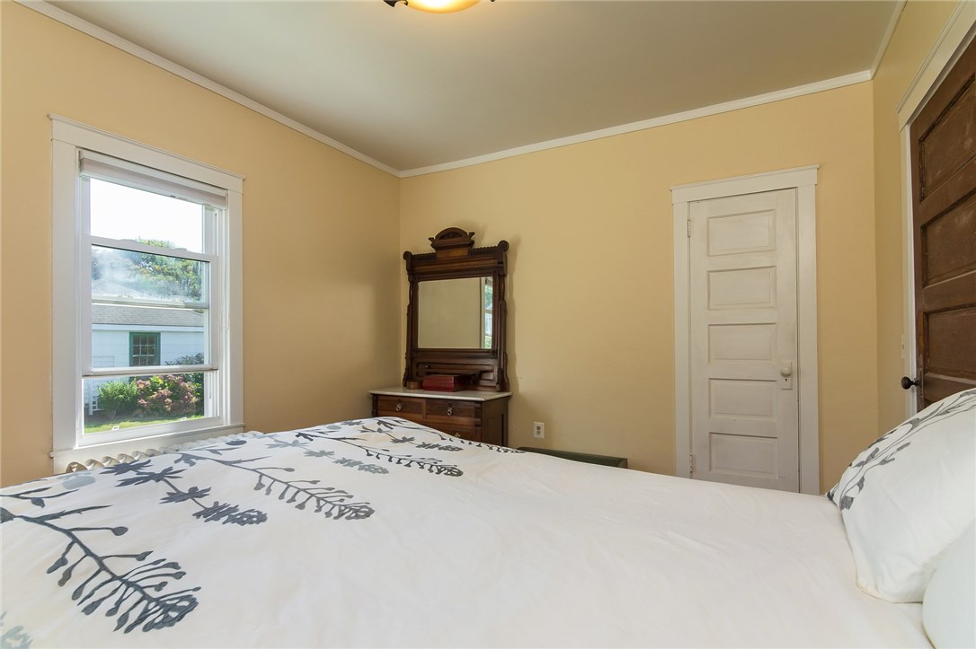 167 Bliss Road Middletown, RI 02842 - Photo 15 of 31 Bedroom