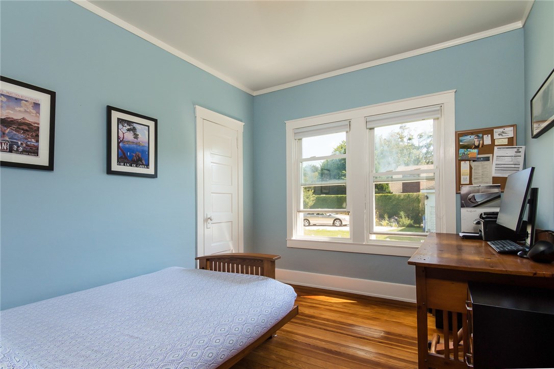 167 Bliss Road Middletown, RI 02842 - Photo 17 of 31 Bedroom