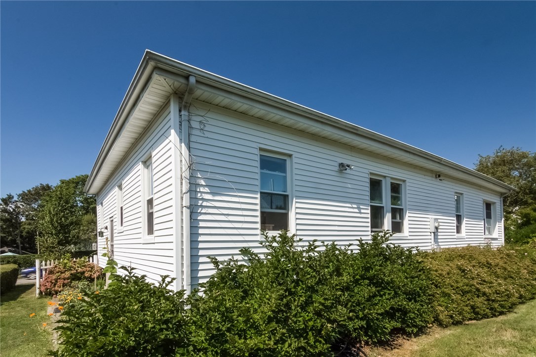 167 Bliss Road Middletown, RI 02842 - Photo 27 of 31 Exterior right rear corner