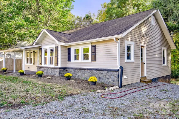 $232,000 | 434 East Salisbury Street, Denton, NC 27239
