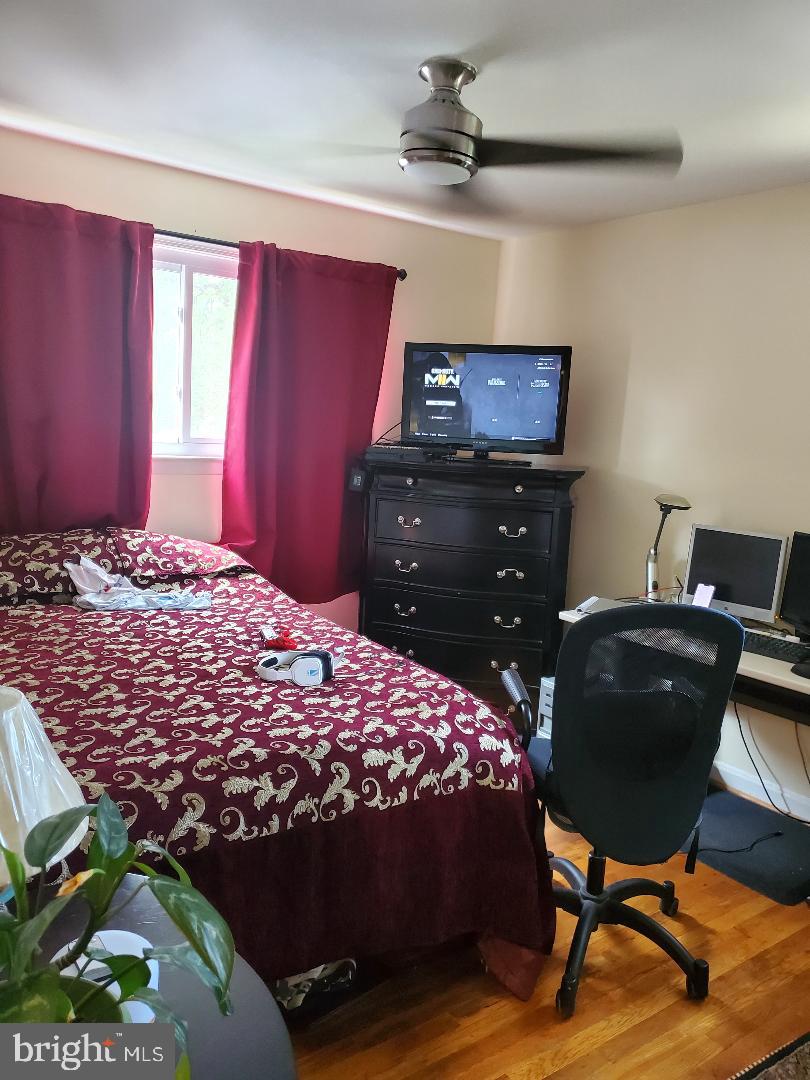 4115 Colie Drive Silver Spring, MD 20906 - Photo 21 of 32 Upstairs Guest Room