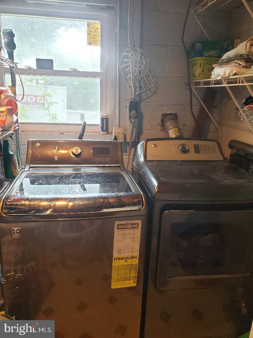 4115 Colie Drive Silver Spring, MD 20906 - Photo 32 of 32 Washer/Dryer