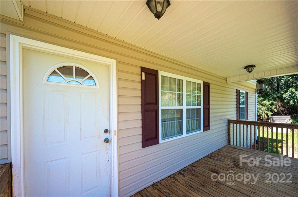 2820 Doc Pugh Road Connelly Springs, NC 28612 - Photo 4 of 21 Gallery Image 4