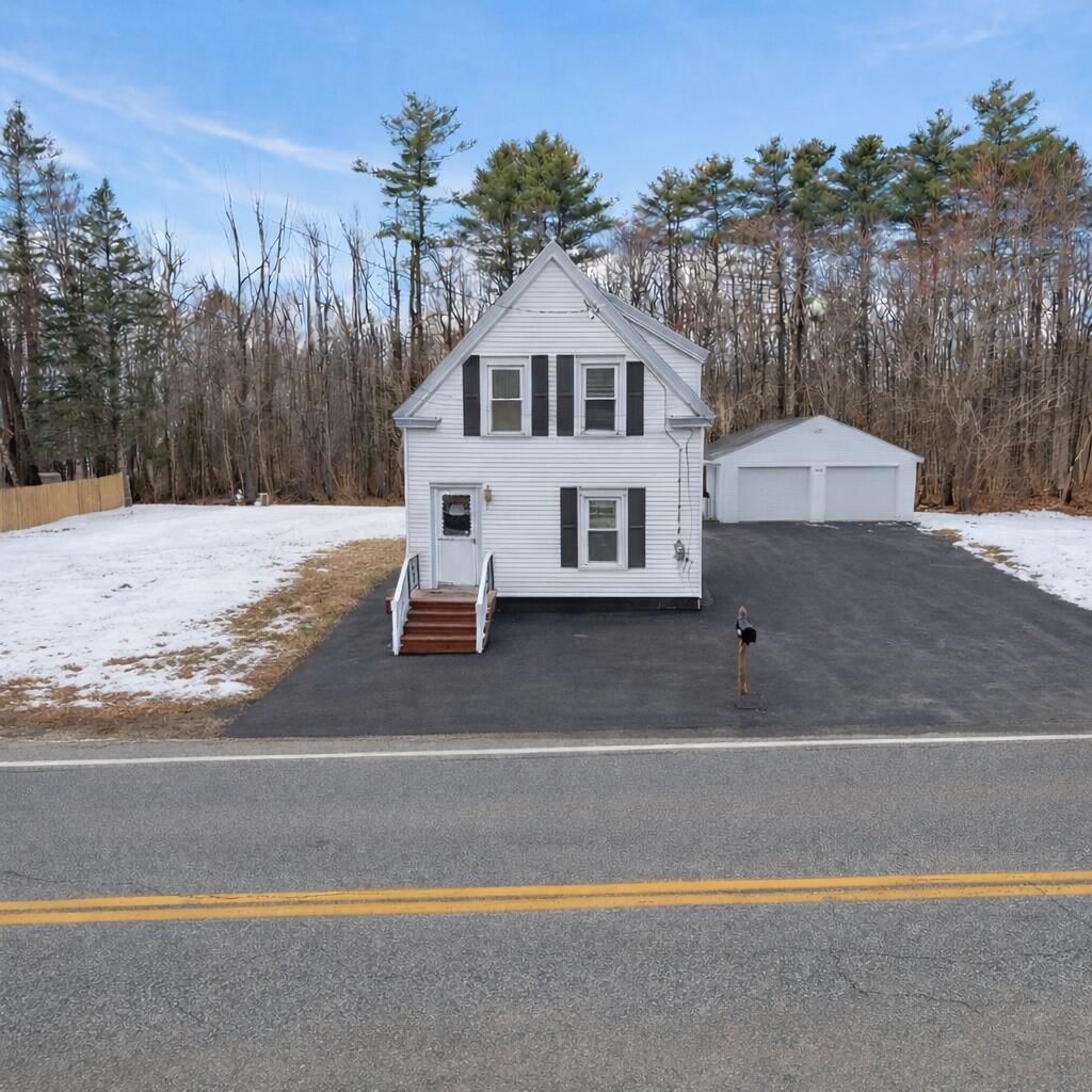442 River Road Windham, ME 04062 - Photo 2 of 29 b12acaccdb1a603d62b265711db4800eb6d59c06