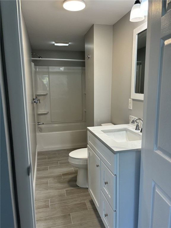 865 West Shore Road Warwick, RI 02889 - Photo 14 of 27