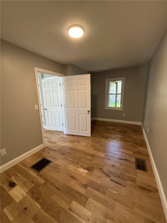 865 West Shore Road Warwick, RI 02889 - Photo 17 of 27