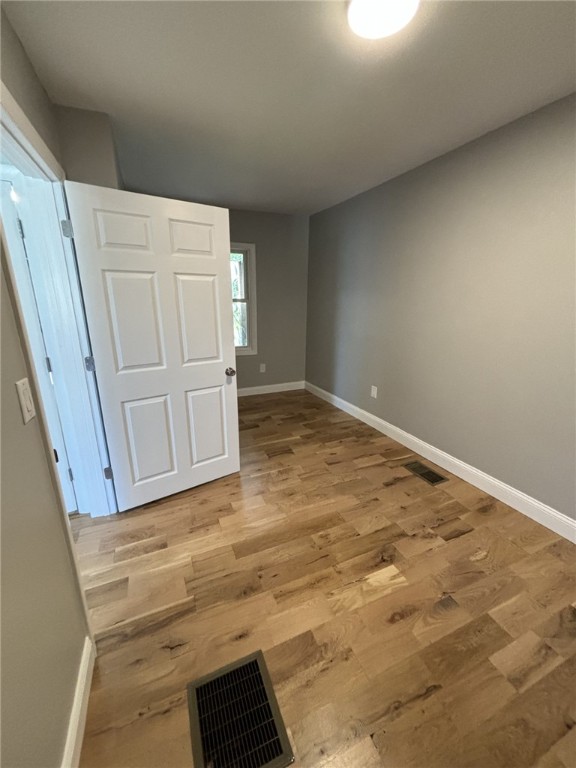 865 West Shore Road Warwick, RI 02889 - Photo 19 of 27