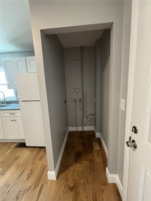 865 West Shore Road Warwick, RI 02889 - Photo 9 of 27