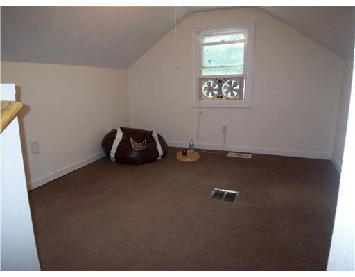 57503 Oakside Road Mishawaka, IN 46544 - Photo 7 of 11 Gallery Image 7