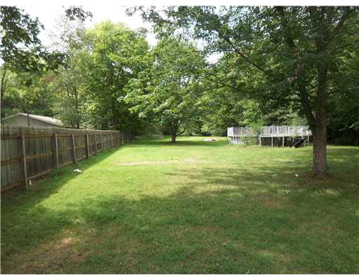 57503 Oakside Road Mishawaka, IN 46544 - Photo 10 of 11 Gallery Image 10