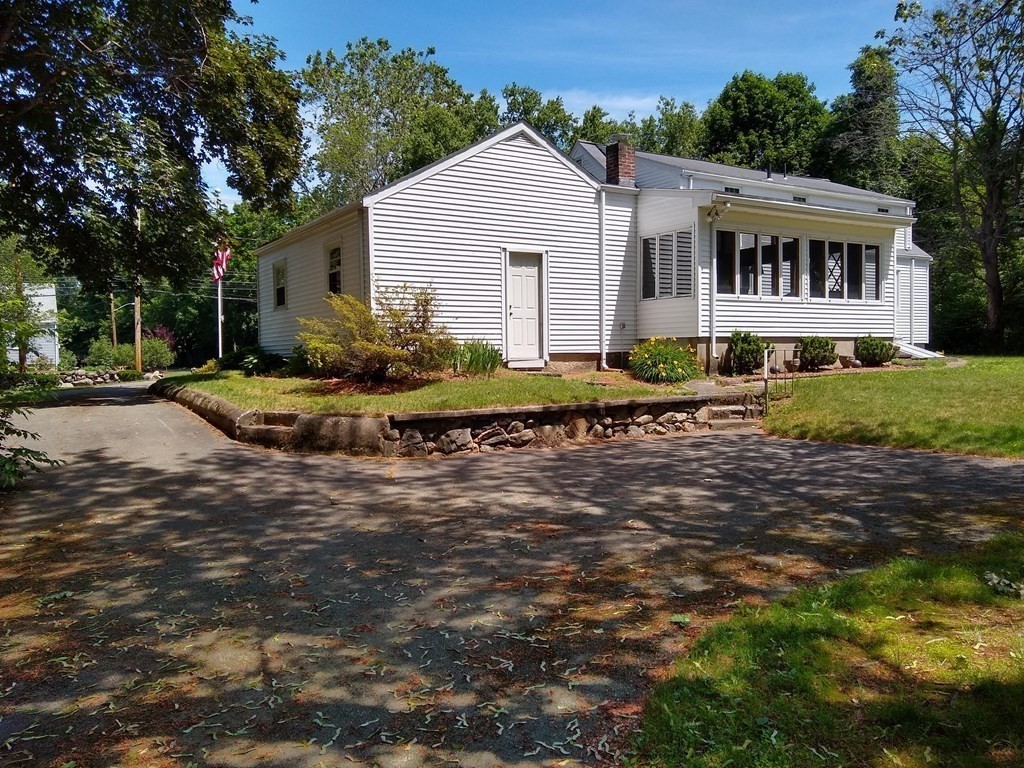 384 Concord Road Bedford, MA 01730 - Photo 21 of 34 Gallery Image 21