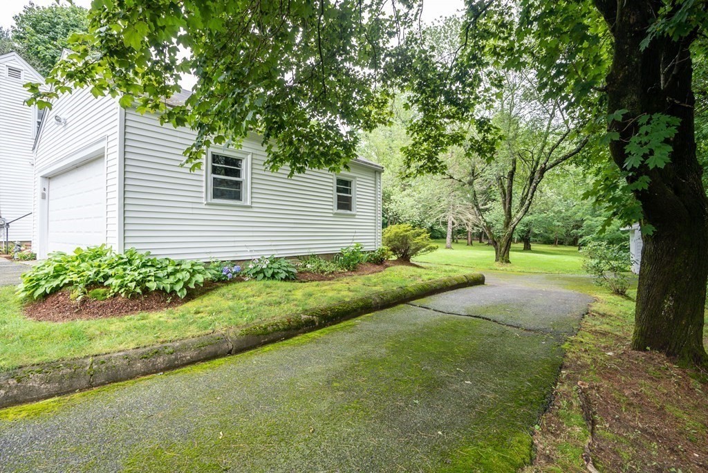 384 Concord Road Bedford, MA 01730 - Photo 29 of 34 Gallery Image 29