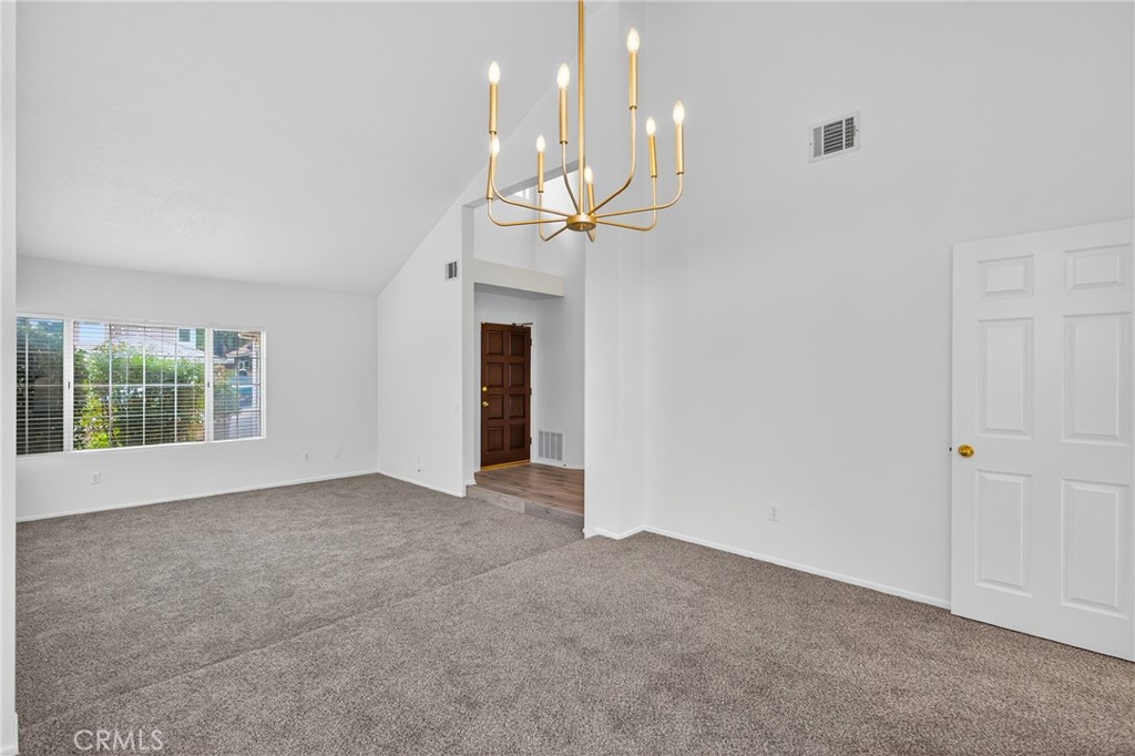 21965 Jeffers Lane Saugus, CA 91350 - Photo 23 of 40 Dining Room