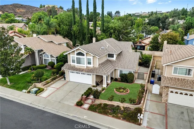 $929,000 | 21965 Jeffers Lane, Saugus, CA 91350