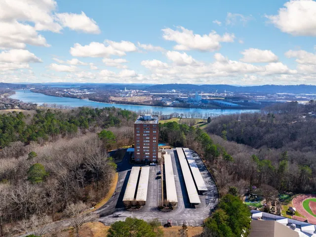 $259,000 | 1414 Continental Drive, Unit 810, Chattanooga, TN 37405