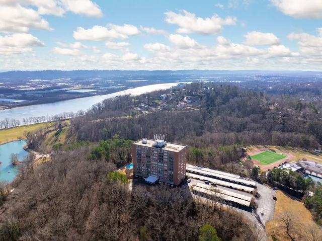 $259,000 | 1414 Continental Drive, Unit 810, Chattanooga, TN 37405