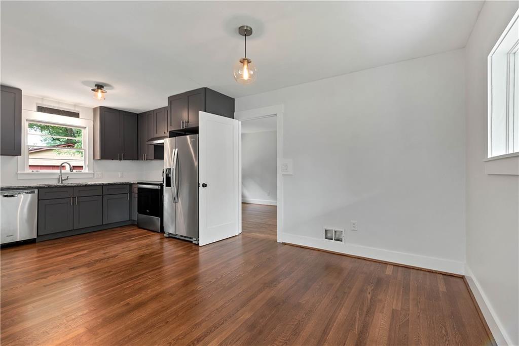 144 Windy Hill Road Southwest Marietta, GA 30060 - Photo 10 of 32