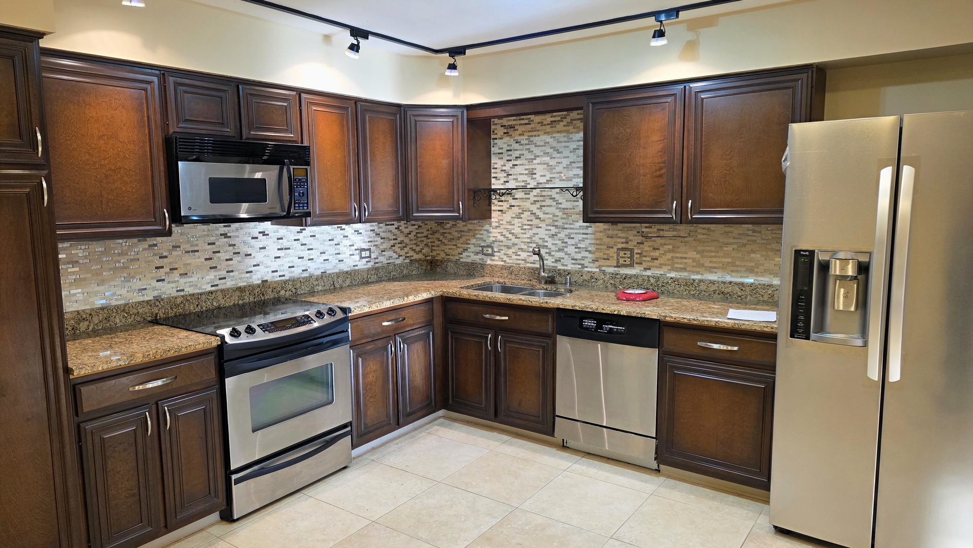 3950 Dundee Road, Unit 302 Northbrook, IL 60062 - Photo 2 of 13